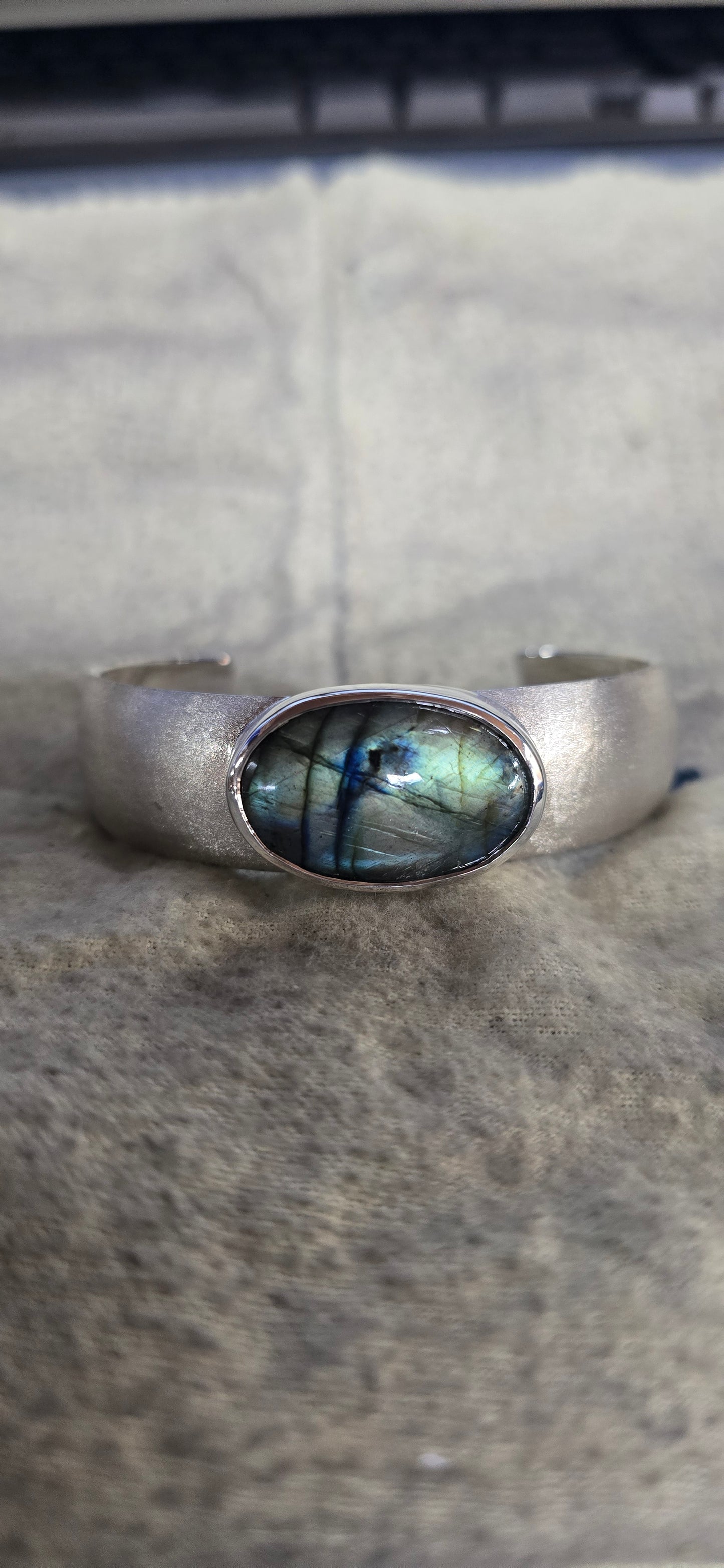 7.5 inch large sterling silver cuff bracelet  with oval labradorite cabachon.